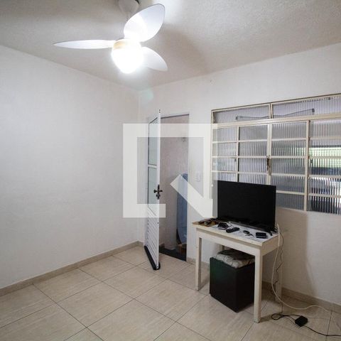 Casa à venda com 160m², 2 quartos e 1 vagaSala