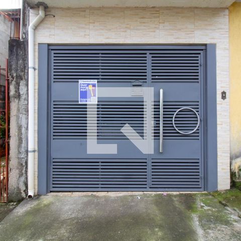 Casa à venda com 160m², 2 quartos e 1 vagaPlaca na Fachada