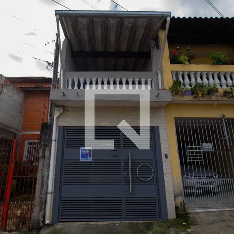 Casa à venda com 160m², 2 quartos e 1 vagaFachada
