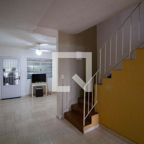 Casa à venda com 160m², 2 quartos e 1 vagaSala