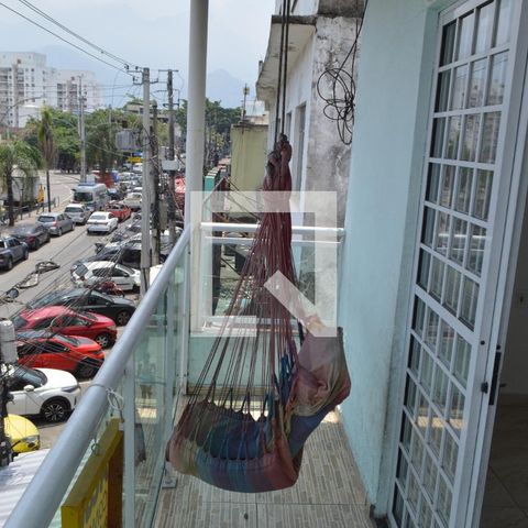 Apartamento à venda com 80m², 2 quartos e sem vagaVaranda