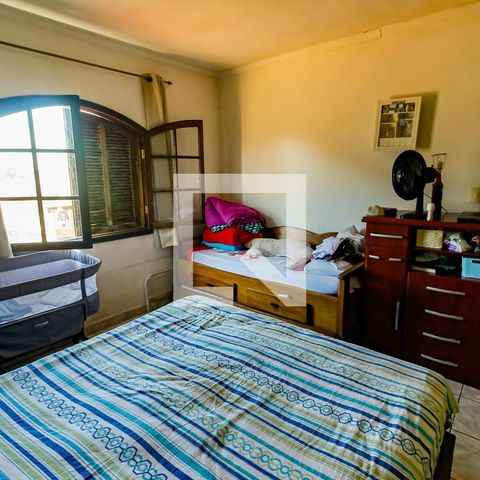 Casa à venda com 300m², 3 quartos e 4 vagas Casa à venda com 300m², 3 quartos e 4 vagasSuíte