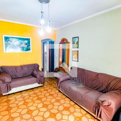 Casa à venda com 300m², 3 quartos e 4 vagas Casa à venda com 300m², 3 quartos e 4 vagasSala