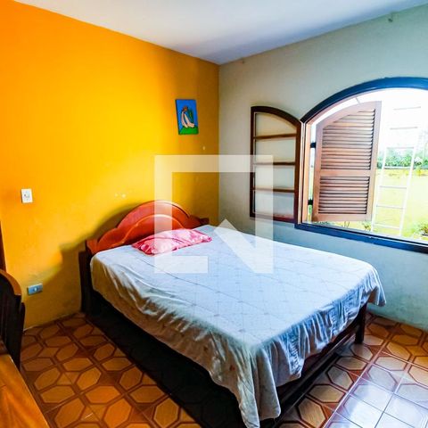 Casa à venda com 300m², 3 quartos e 4 vagas Casa à venda com 300m², 3 quartos e 4 vagasQuarto 2