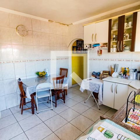 Casa à venda com 300m², 3 quartos e 4 vagas Casa à venda com 300m², 3 quartos e 4 vagasCozinha 2