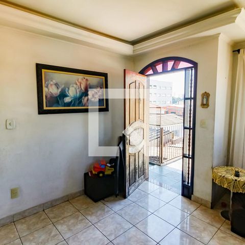 Casa à venda com 300m², 3 quartos e 4 vagas Casa à venda com 300m², 3 quartos e 4 vagasSala 2