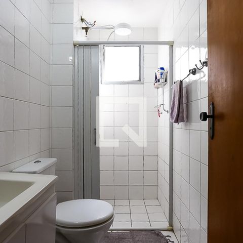 Apartamento à venda com 58m², 2 quartos e 1 vaga Apartamento à venda com 58m², 2 quartos e 1 vagaBanheiro