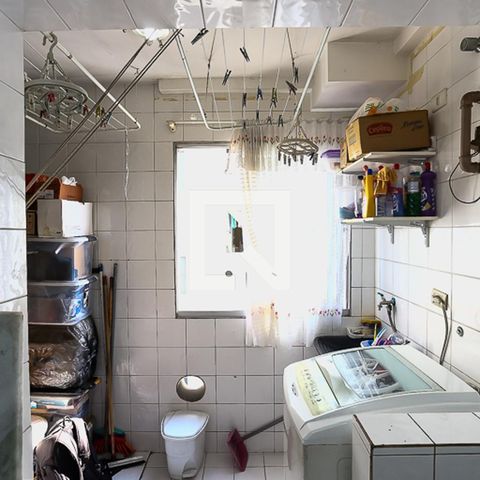 Apartamento à venda com 58m², 2 quartos e 1 vaga Apartamento à venda com 58m², 2 quartos e 1 vagaÁrea de Serviço