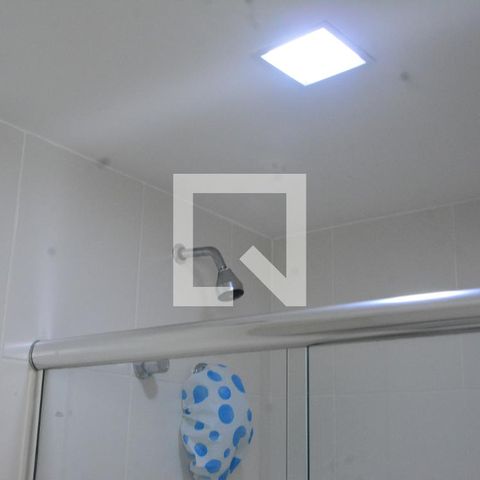 Apartamento para alugar com 80m², 2 quartos e 2 vagasBanheiro social