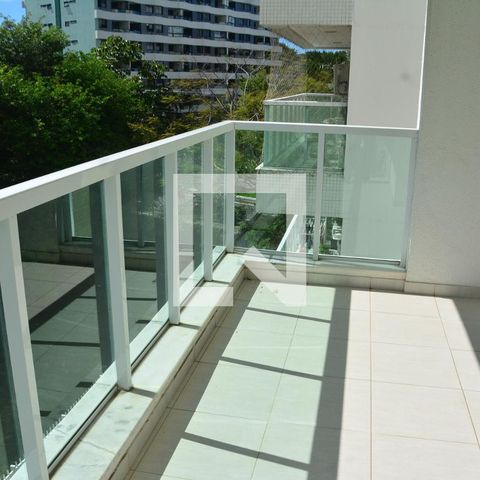 Apartamento para alugar com 80m², 2 quartos e 2 vagasSala com varanda