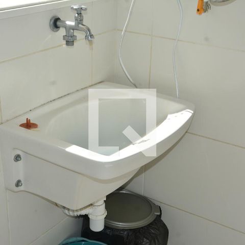 Apartamento para alugar com 80m², 2 quartos e 2 vagasÁrea de serviços com quarto