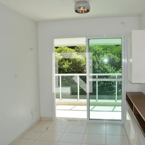 Apartamento para alugar com 80m², 2 quartos e 2 vagasSala com varanda