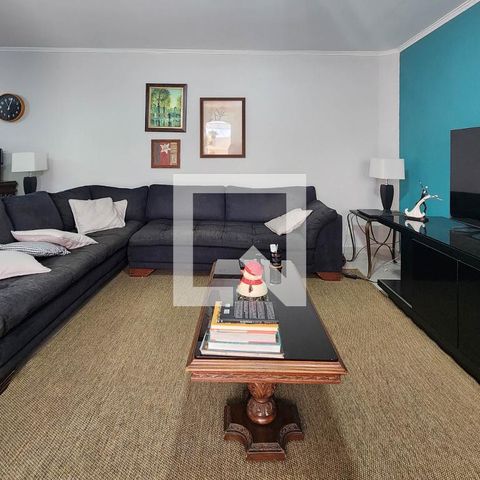 Casa à venda com 280m², 3 quartos e 4 vagasSala