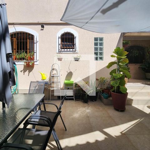Casa à venda com 280m², 3 quartos e 4 vagasÁrea Externa