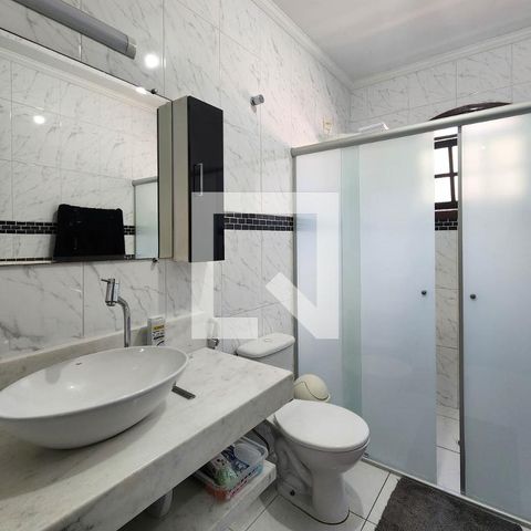 Casa à venda com 280m², 3 quartos e 4 vagasBanheiro