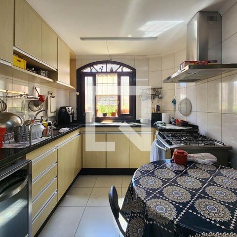 Casa à venda com 280m², 3 quartos e 4 vagasCozinha