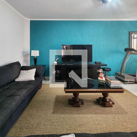 Casa à venda com 280m², 3 quartos e 4 vagasSala