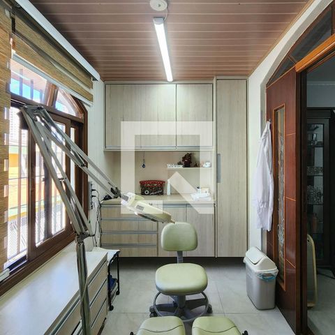 Casa à venda com 280m², 3 quartos e 4 vagasAtelie