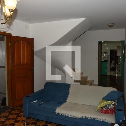 Casa à venda com 290m², 4 quartos e 2 vagasSala