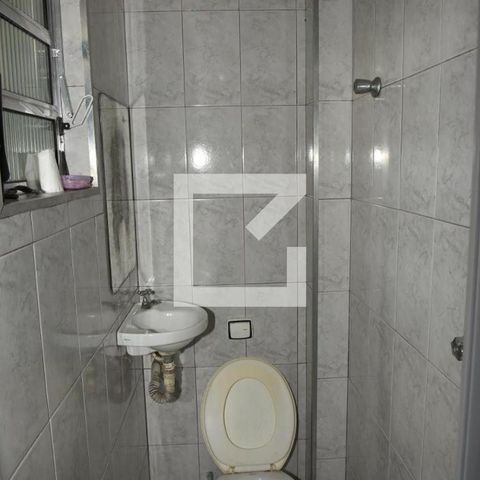 Casa à venda com 290m², 4 quartos e 2 vagasBanheiro de serviço