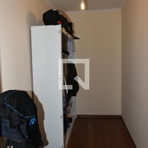 Casa à venda com 290m², 4 quartos e 2 vagasCloset da suíte 3
