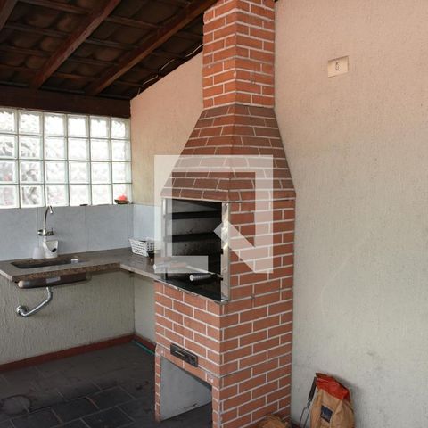 Casa à venda com 290m², 4 quartos e 2 vagasChurrasqueira