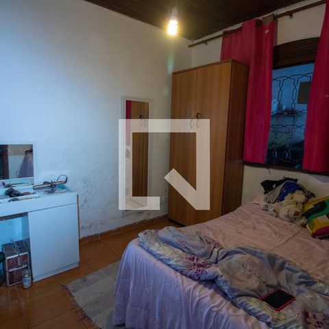 Casa à venda com 100m², 2 quartos e 1 vaga Casa à venda com 100m², 2 quartos e 1 vagaQuarto