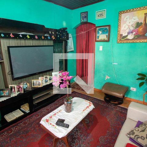 Casa à venda com 100m², 2 quartos e 1 vaga Casa à venda com 100m², 2 quartos e 1 vagaSala