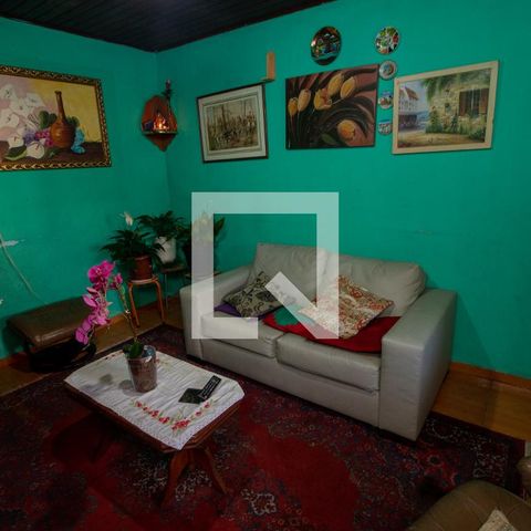 Casa à venda com 100m², 2 quartos e 1 vaga Casa à venda com 100m², 2 quartos e 1 vagaSala