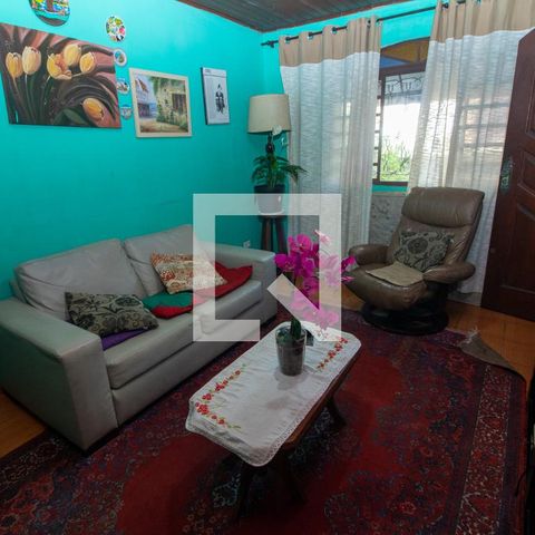 Casa à venda com 100m², 2 quartos e 1 vaga Casa à venda com 100m², 2 quartos e 1 vagaSala
