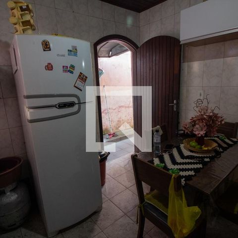 Casa à venda com 100m², 2 quartos e 1 vaga Casa à venda com 100m², 2 quartos e 1 vagaCozinha