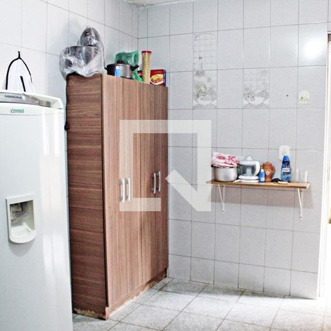 Casa à venda com 202m², 2 quartos e 2 vagasCozinha