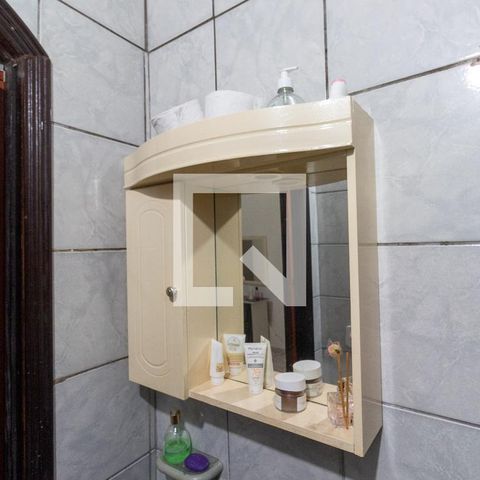 Casa à venda com 428m², 7 quartos e 4 vagasDetalhe do Banheiro da Suite