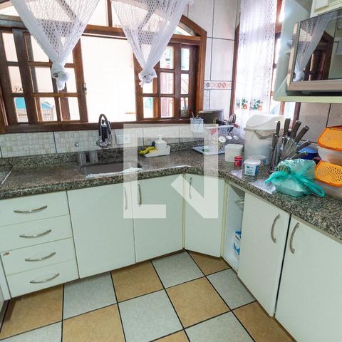Casa à venda com 428m², 7 quartos e 4 vagasCozinha - Armários