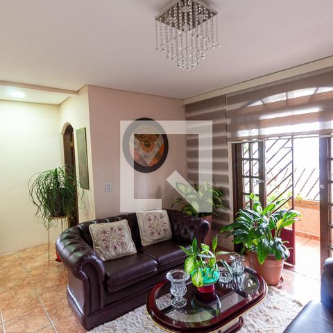 Casa à venda com 428m², 7 quartos e 4 vagasSala 2