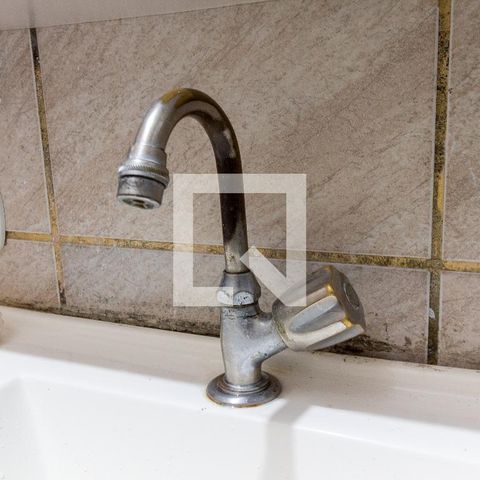 Casa à venda com 428m², 7 quartos e 4 vagasBanheiro - torneira