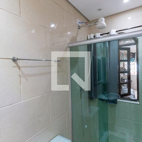 Casa à venda com 428m², 7 quartos e 4 vagasBanheiro da Suíte 2
