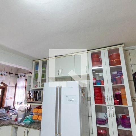 Casa à venda com 428m², 7 quartos e 4 vagasCozinha - Armários