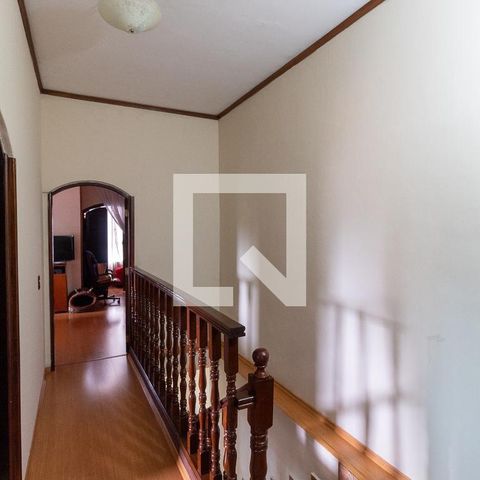 Casa à venda com 428m², 7 quartos e 4 vagasCorredor