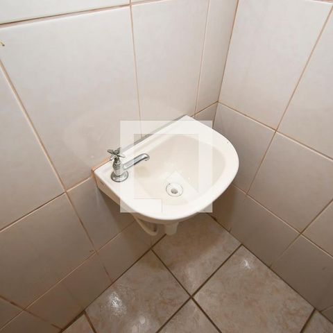Casa à venda com 440m², 7 quartos e 6 vagas Casa à venda com 440m², 7 quartos e 6 vagasBanheiro da Piscina