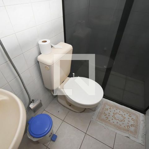 Casa à venda com 440m², 7 quartos e 6 vagas Casa à venda com 440m², 7 quartos e 6 vagasBanheiro 2