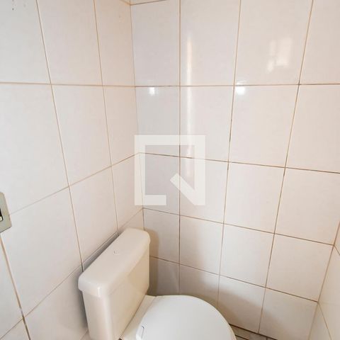 Casa à venda com 440m², 7 quartos e 6 vagas Casa à venda com 440m², 7 quartos e 6 vagasBanheiro da Piscina
