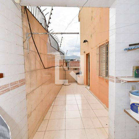 Casa à venda com 440m², 7 quartos e 6 vagas Casa à venda com 440m², 7 quartos e 6 vagasLavanderia 2