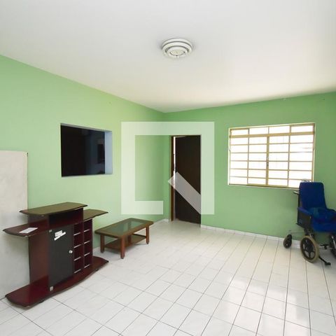 Casa à venda com 440m², 7 quartos e 6 vagas Casa à venda com 440m², 7 quartos e 6 vagasSala 3