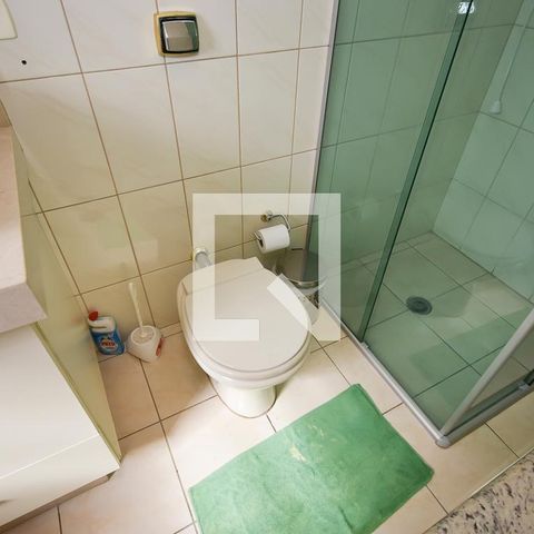 Casa à venda com 440m², 7 quartos e 6 vagas Casa à venda com 440m², 7 quartos e 6 vagasBanheiro da Suíte 2