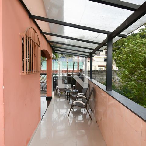 Casa à venda com 440m², 7 quartos e 6 vagas Casa à venda com 440m², 7 quartos e 6 vagasÁrea externa