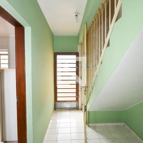 Casa à venda com 440m², 7 quartos e 6 vagas Casa à venda com 440m², 7 quartos e 6 vagasCorredor