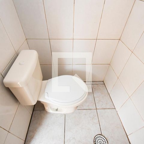 Casa à venda com 440m², 7 quartos e 6 vagas Casa à venda com 440m², 7 quartos e 6 vagasBanheiro da Piscina