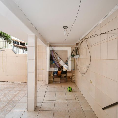 Casa à venda com 440m², 7 quartos e 6 vagas Casa à venda com 440m², 7 quartos e 6 vagasÁrea externa