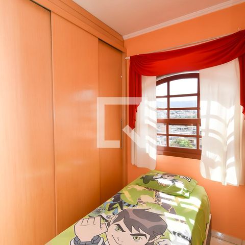 Casa à venda com 440m², 7 quartos e 6 vagas Casa à venda com 440m², 7 quartos e 6 vagasQuarto 1